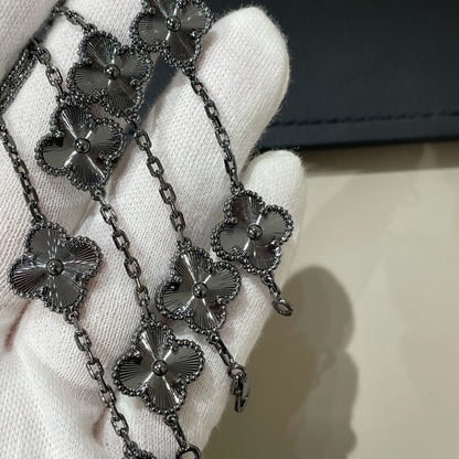 [LuckyStar] Schwarzes Armband mit Kleeblatt-Motiv 5 