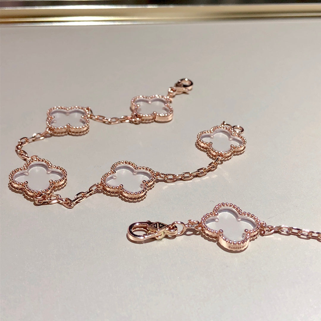 [LuckyStar] Armband mit Kleeblatt-Motiv und Bergkristall in Roségold