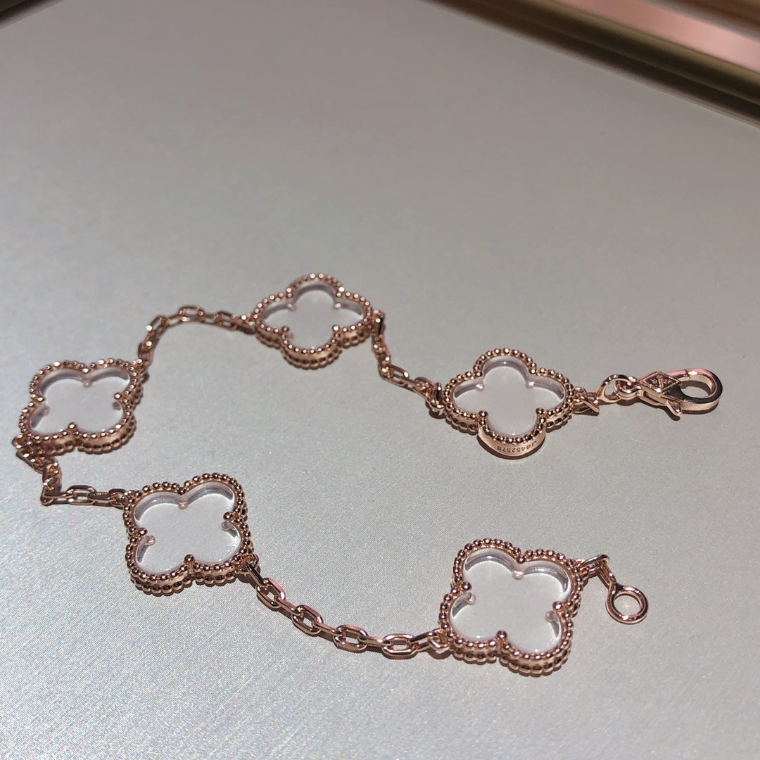 [LuckyStar] Armband mit Kleeblatt-Motiv und Bergkristall in Roségold