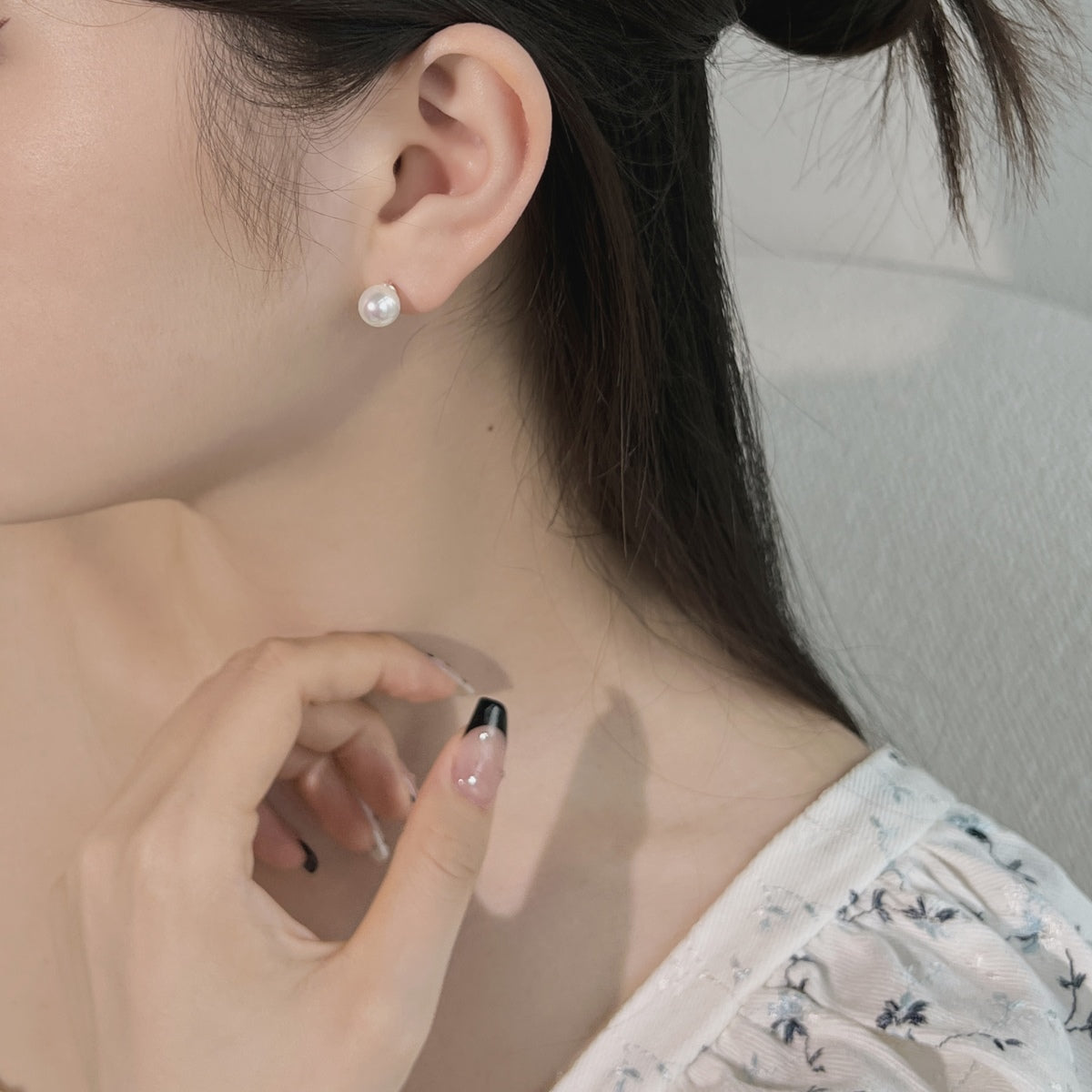 [LuckyStar]Delicate Pearl Earrings