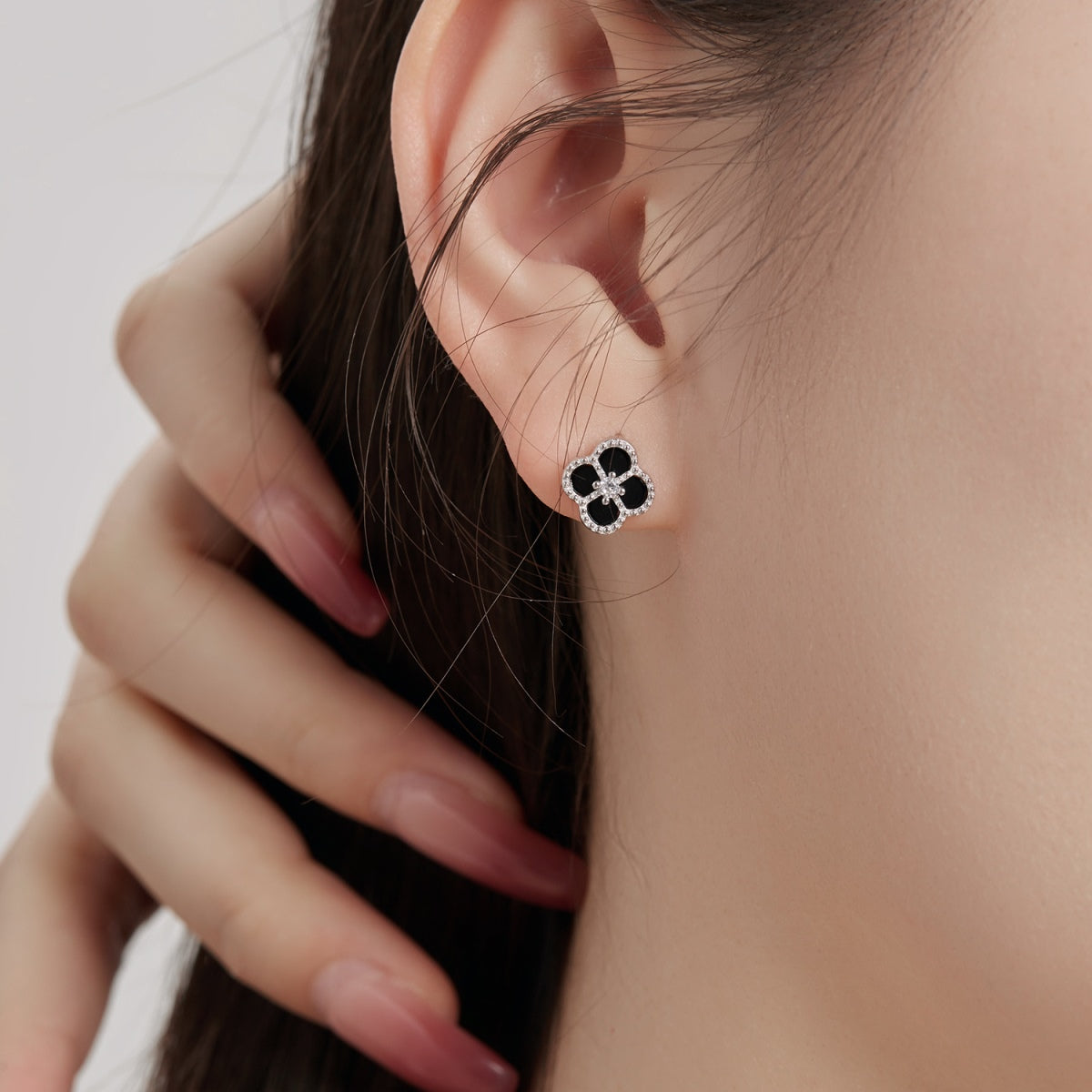 [LuckyStar]Four-Leaf Clover Flower Shape Exquisite Earrings