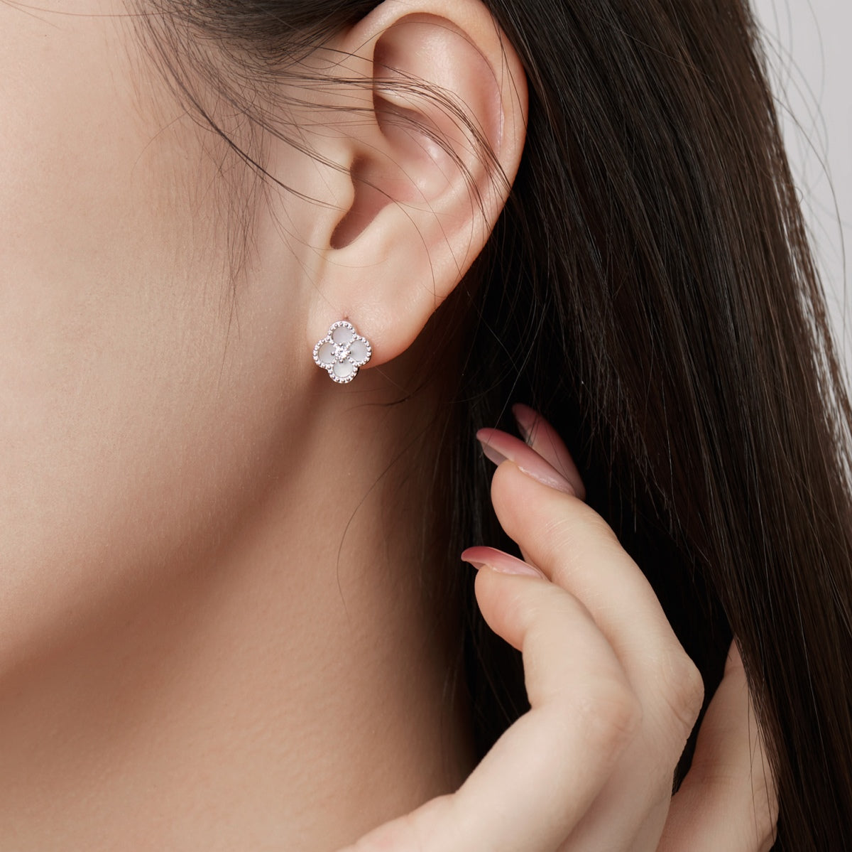 [LuckyStar]Four-Leaf Clover Flower Shape Exquisite Earrings