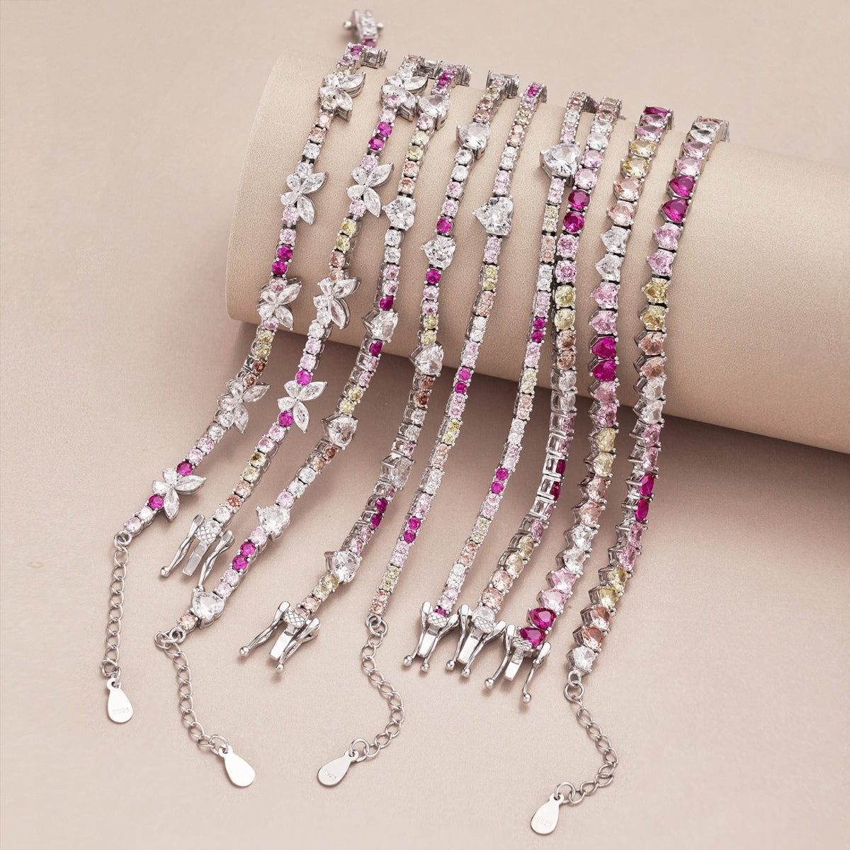 [LuckyStar]Ornate Colorful Butterfly Shape Round Cut Daily Bracelet