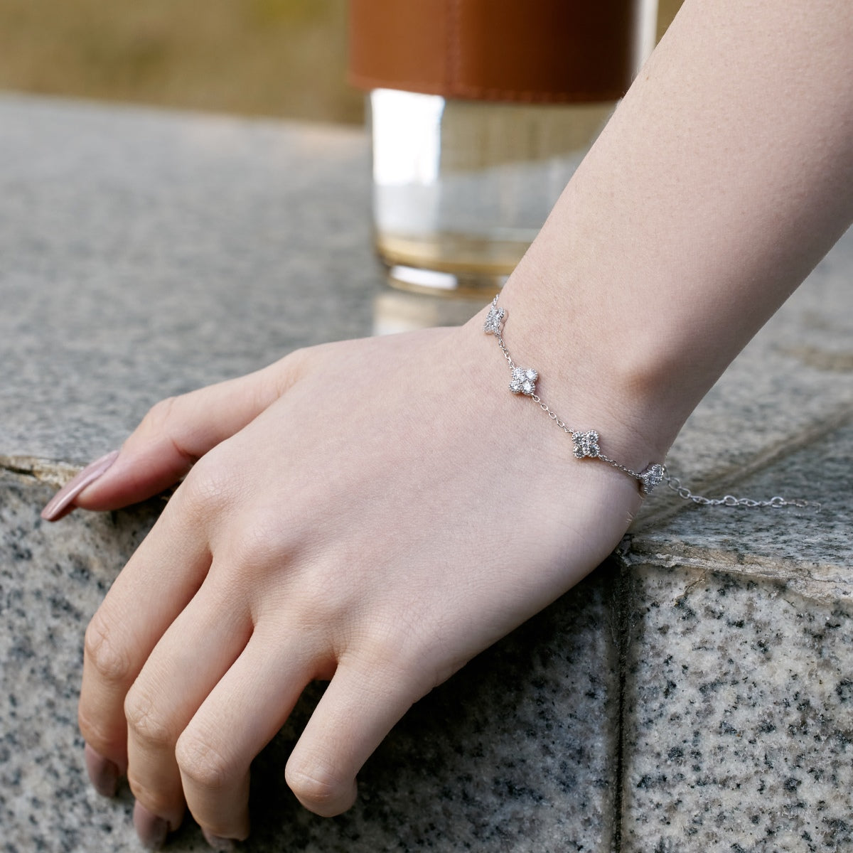 [LuckyStar]Four-Leaf Clover Hollow Butterfly Bracelet
