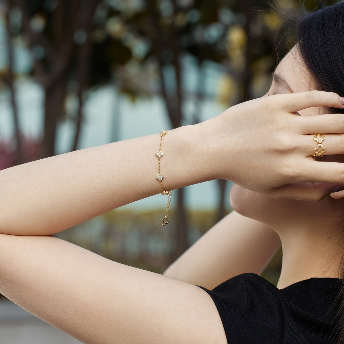 [LuckyStar]Four-Leaf Clover Hollow Butterfly Bracelet