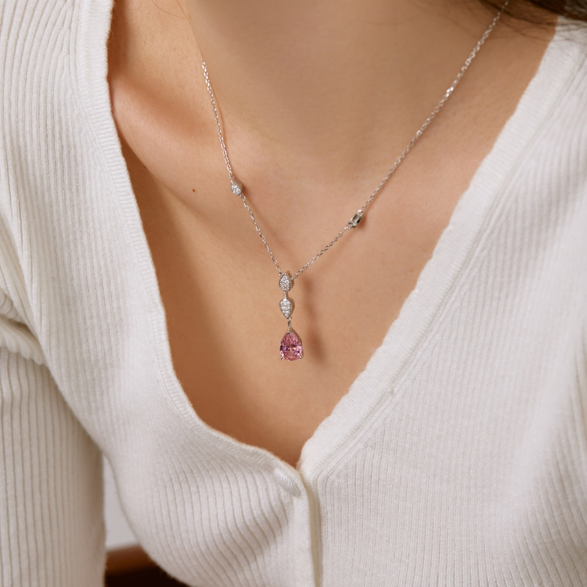[LuckyStar]Dazzling Pear Cut Necklace