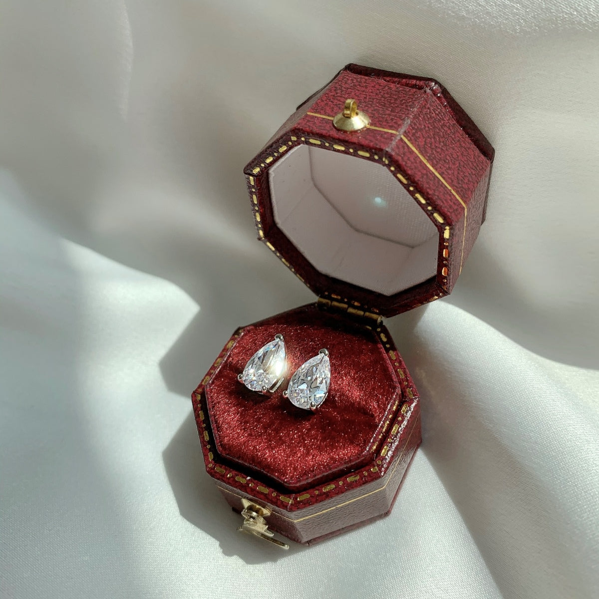 [LuckyStar]Ornate Water Drop Shape Earrings