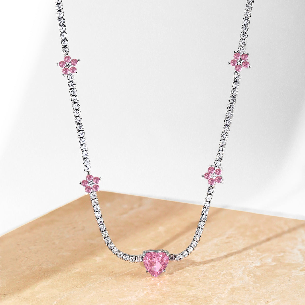 [LuckyStar]Dazzling Pink Heart Flower Necklace