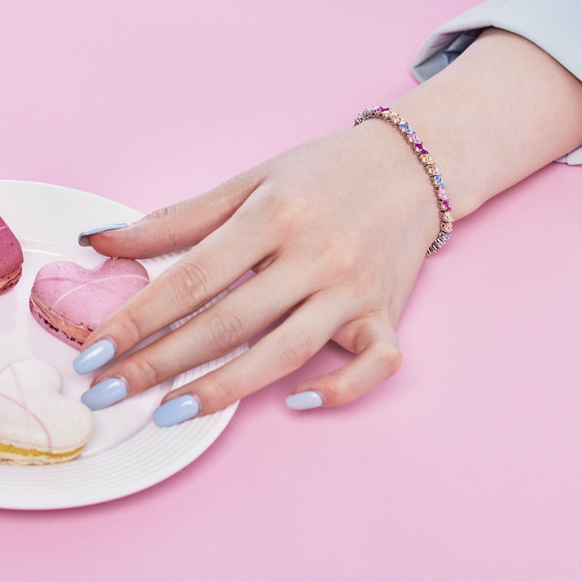 [LuckyStar]Ornate Sparkling Multi Cut Party Bracelet