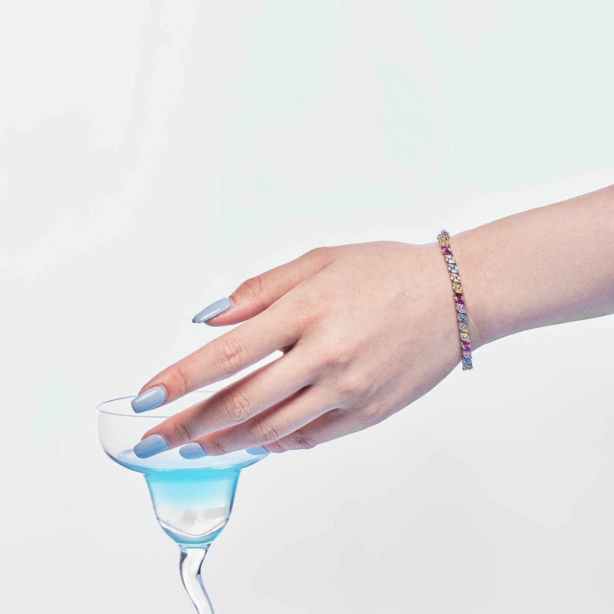 [LuckyStar]Ornate Sparkling Multi Cut Party Bracelet