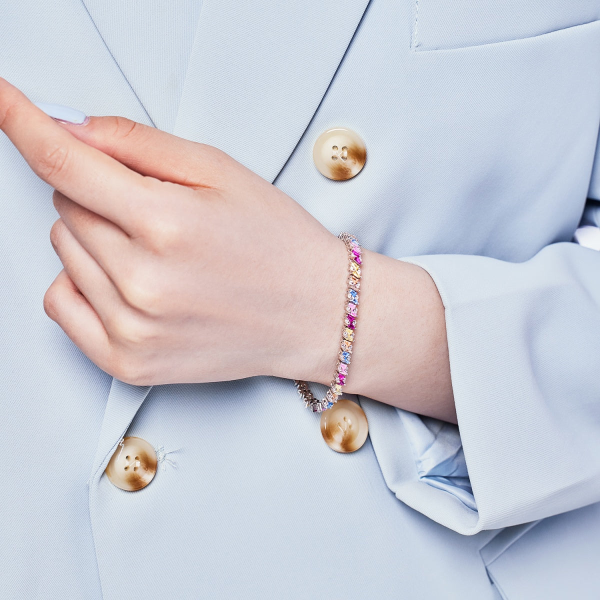 [LuckyStar]Ornate Sparkling Multi Cut Party Bracelet