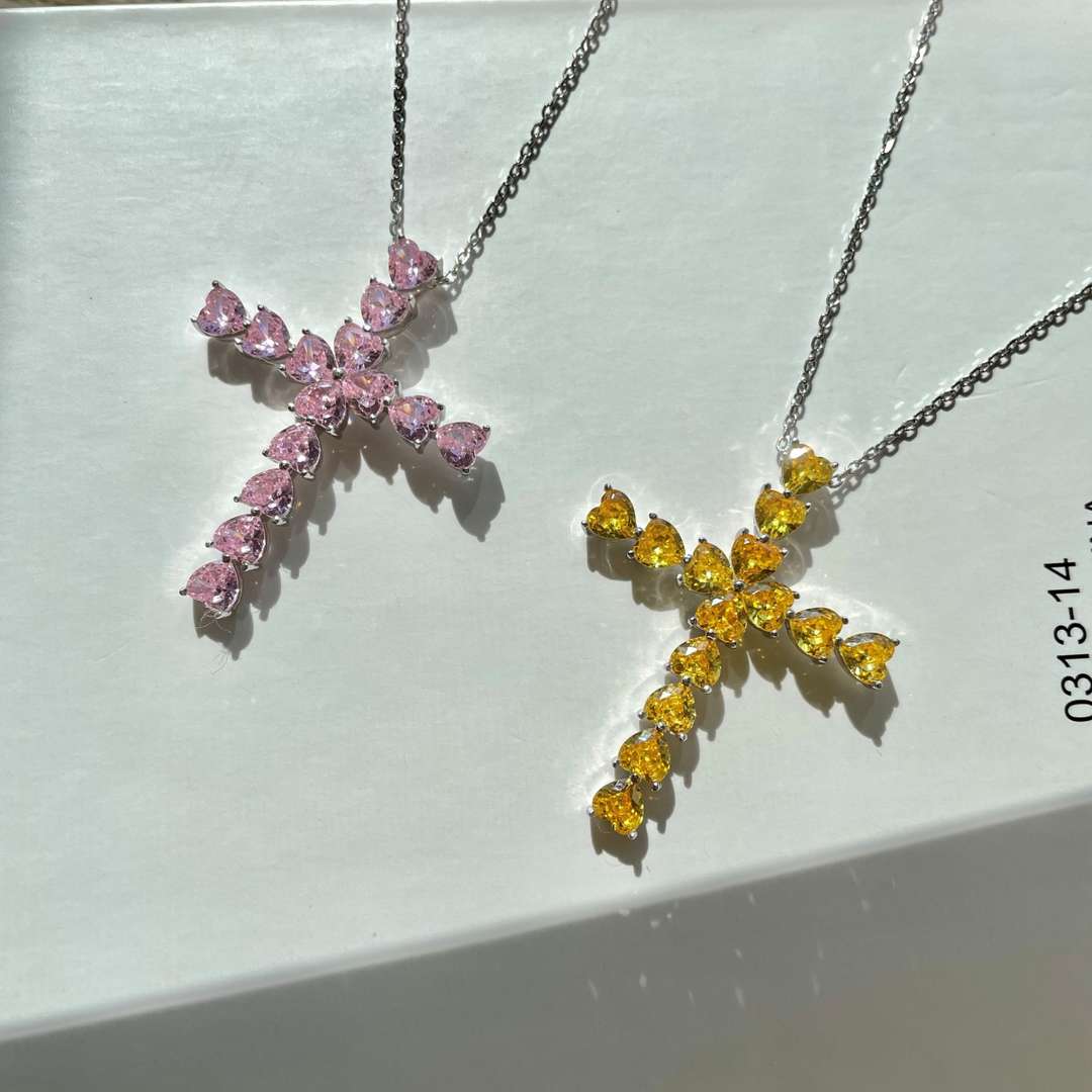 [LuckyStar]Radiant Cross Shape Necklace