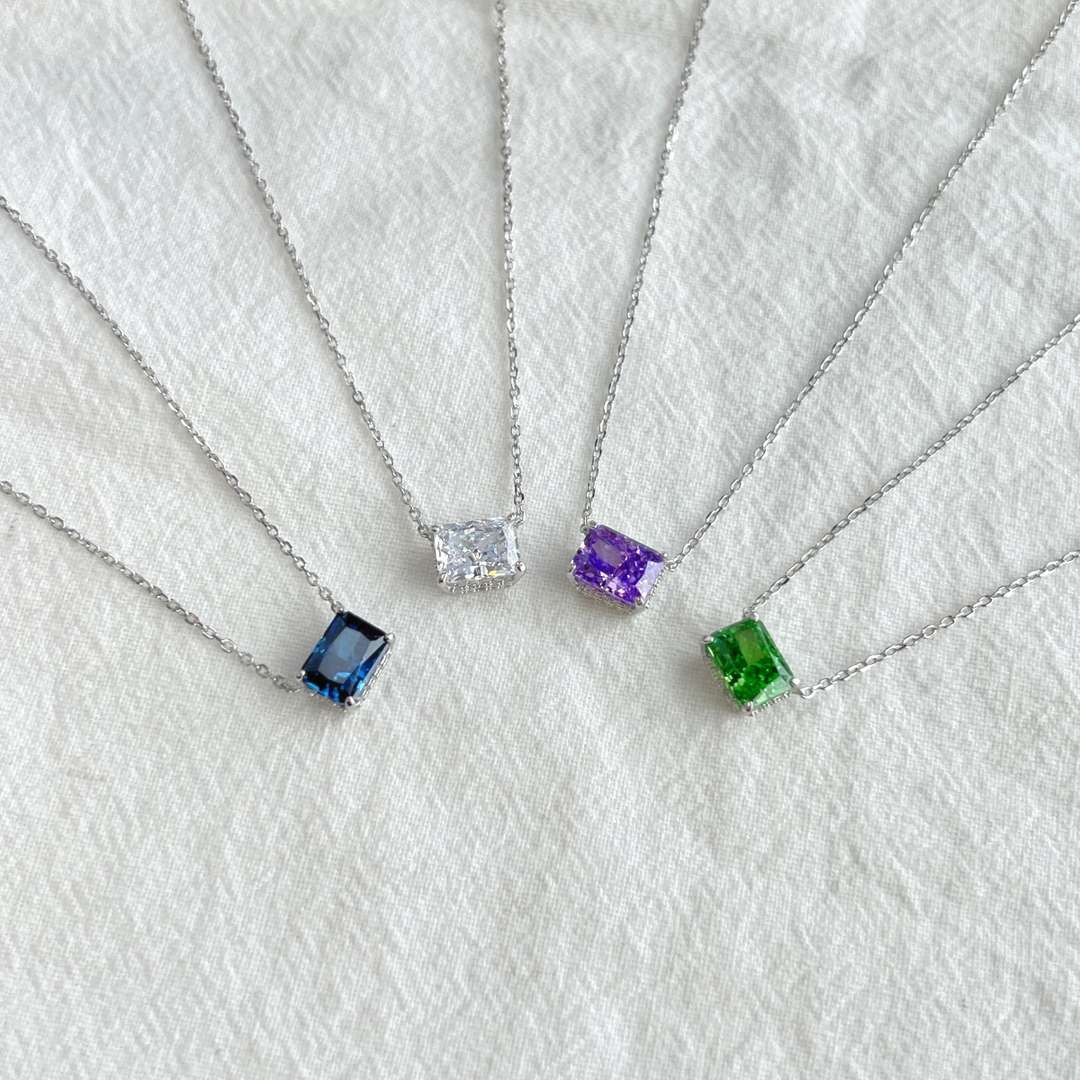 [LuckyStar]Luxurious Square Shape Colorful Necalack