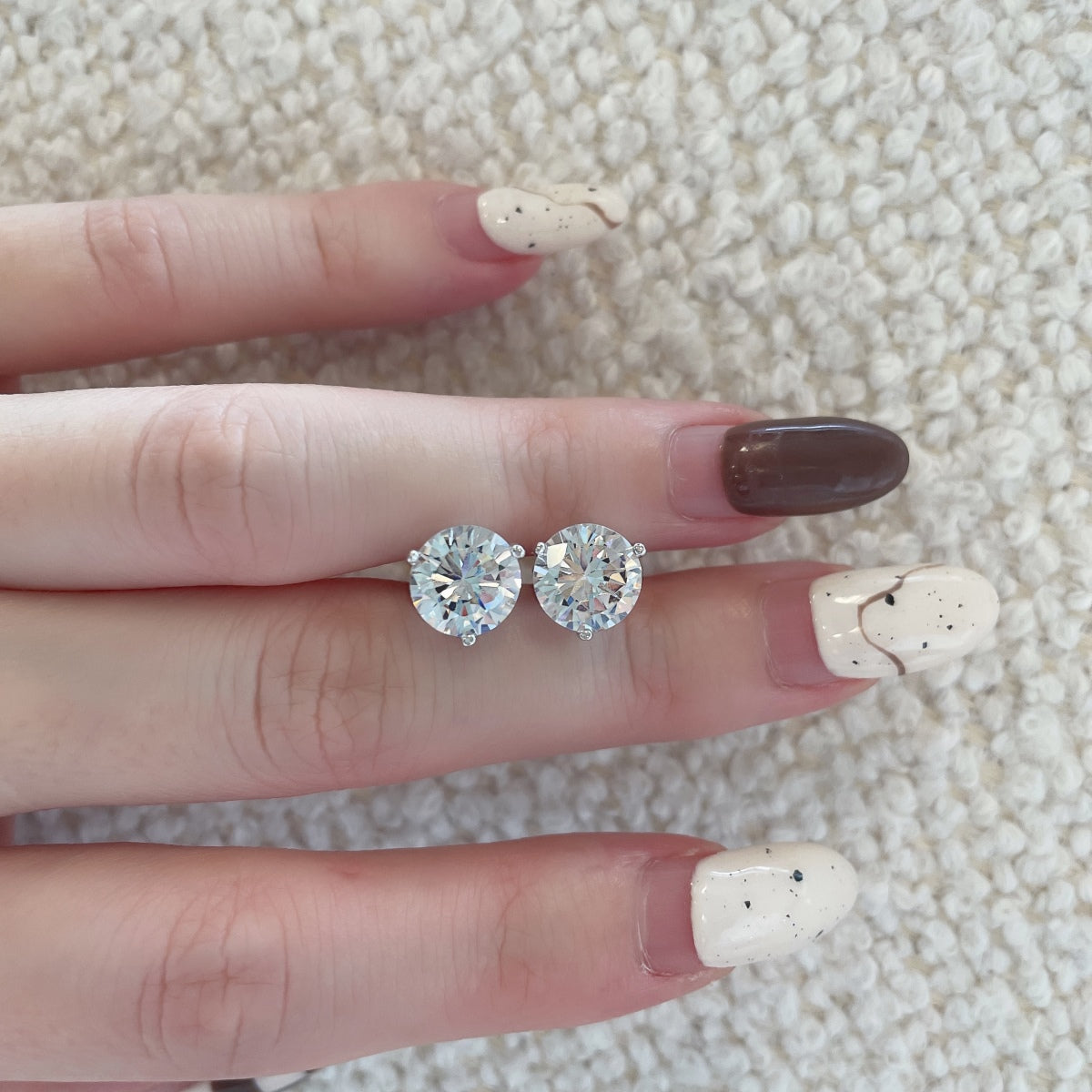 [LuckyStar]Dainty Round Shape Earrings