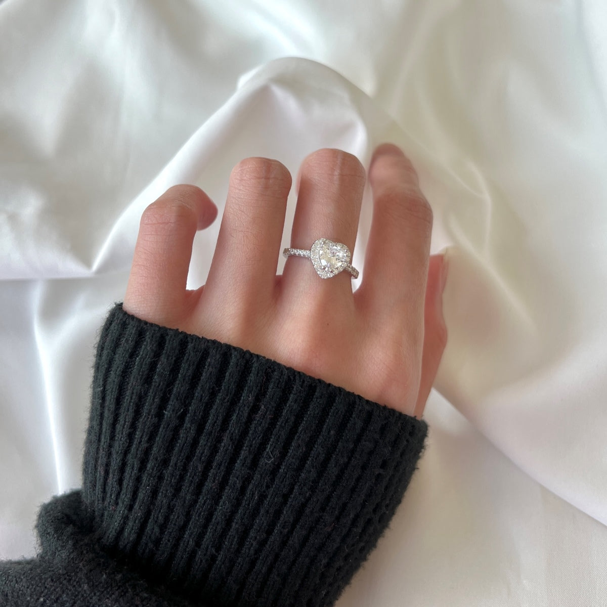 [LuckyStar]Eternity Splashy Romantic Heart Shape Lover Ring