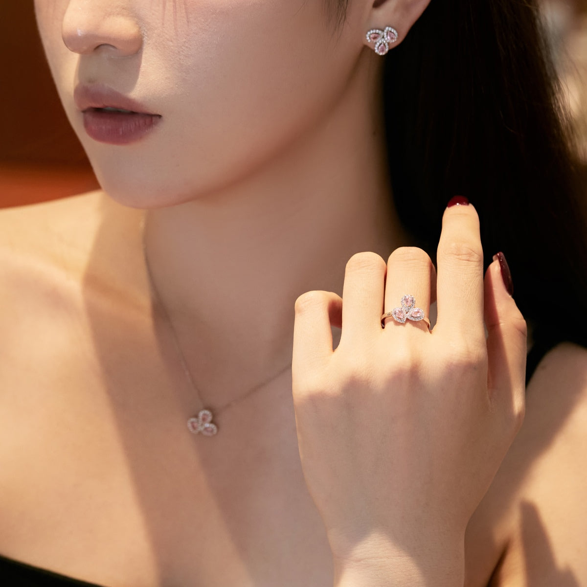 [LuckyStar]Ornate Flower Shape Pear Cut Lover Earrings