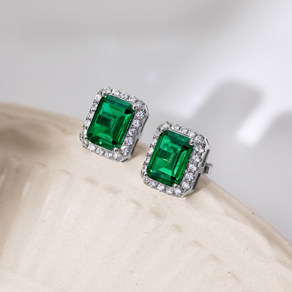 [LuckyStar]Luxurious Dainty Emerald Cut Banquet Earrings