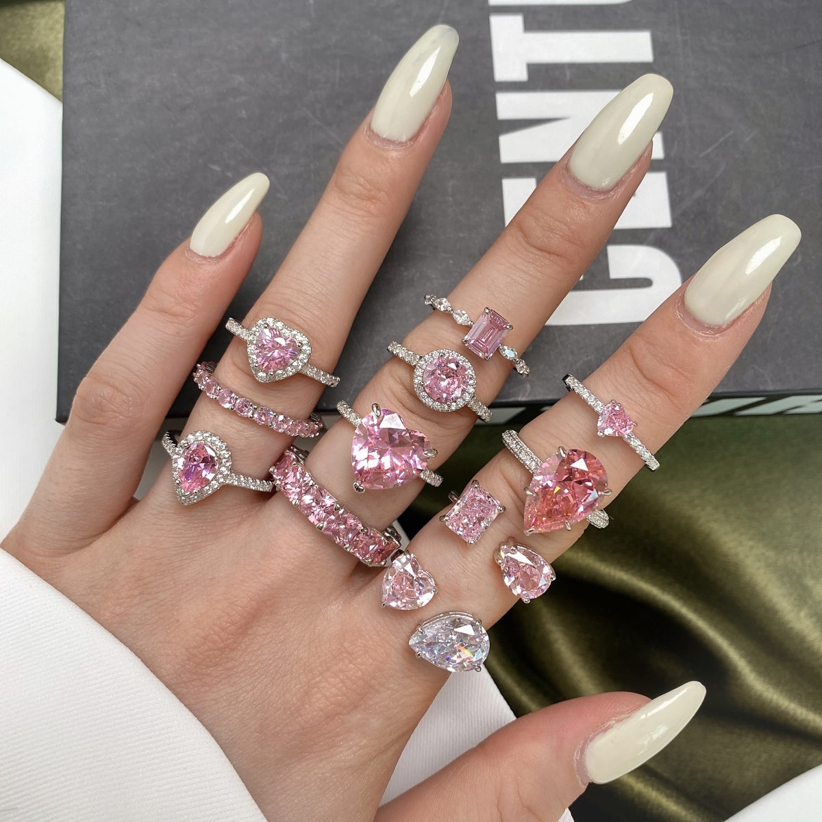 [LuckyStar]0.5 Carat CaratEternity Charming Heart Shape Lover Ring