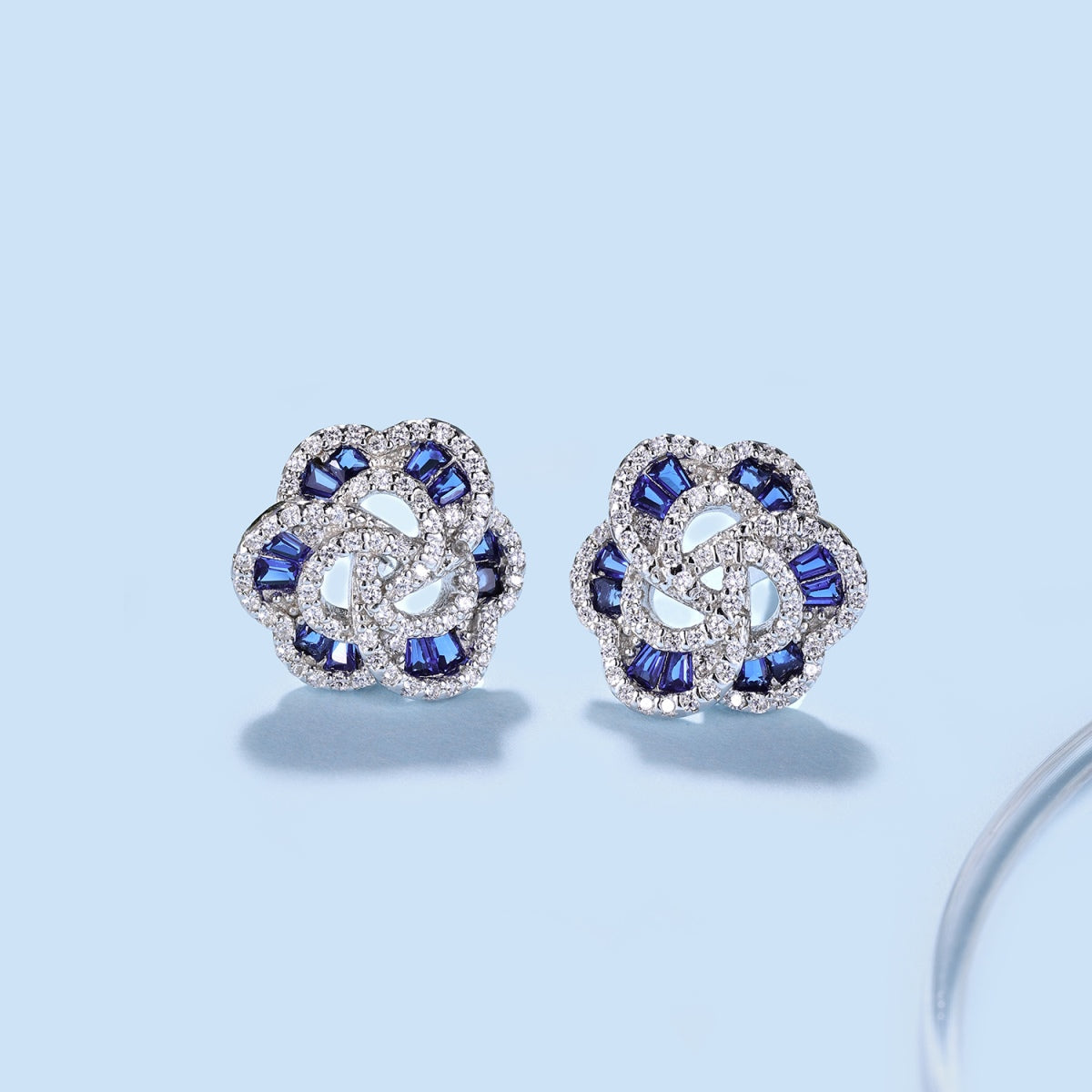 [LuckyStar]Exquisite Flower Shape Daily Earrings