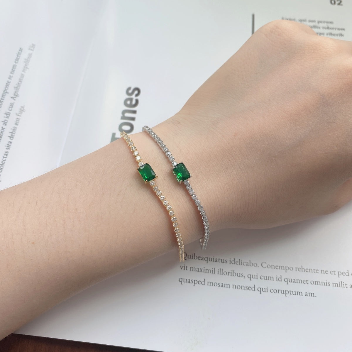 [LuckyStar]1.0 Carat Unique Emerald Cut Banquet Bracelet