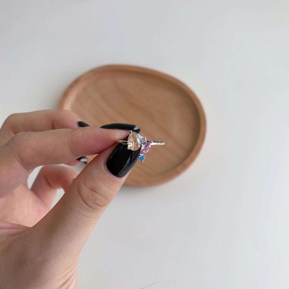 [LuckyStar]Radiant Colorful Multi Cut Daily Ring