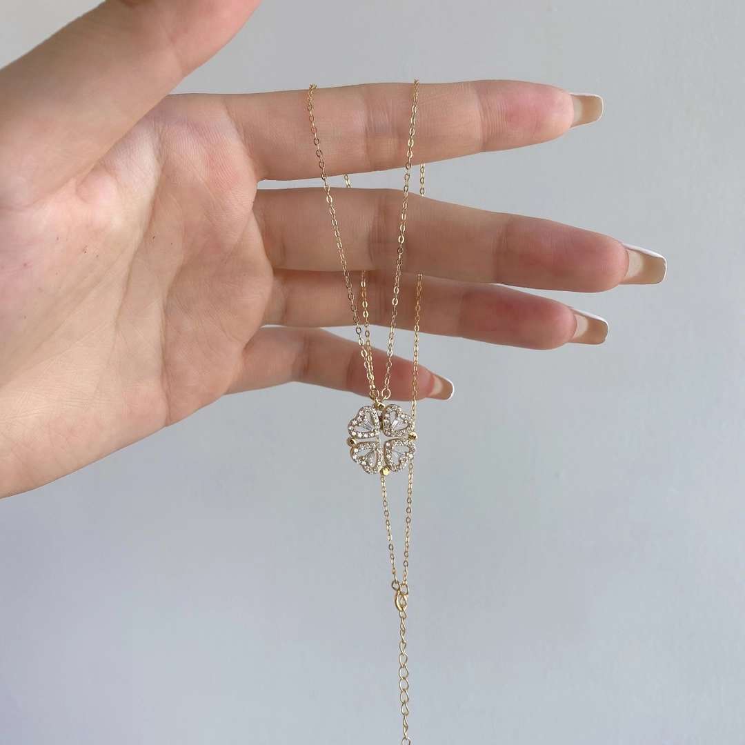 [LuckyStar]Ornate Heart Cut Flower Shape Necklace