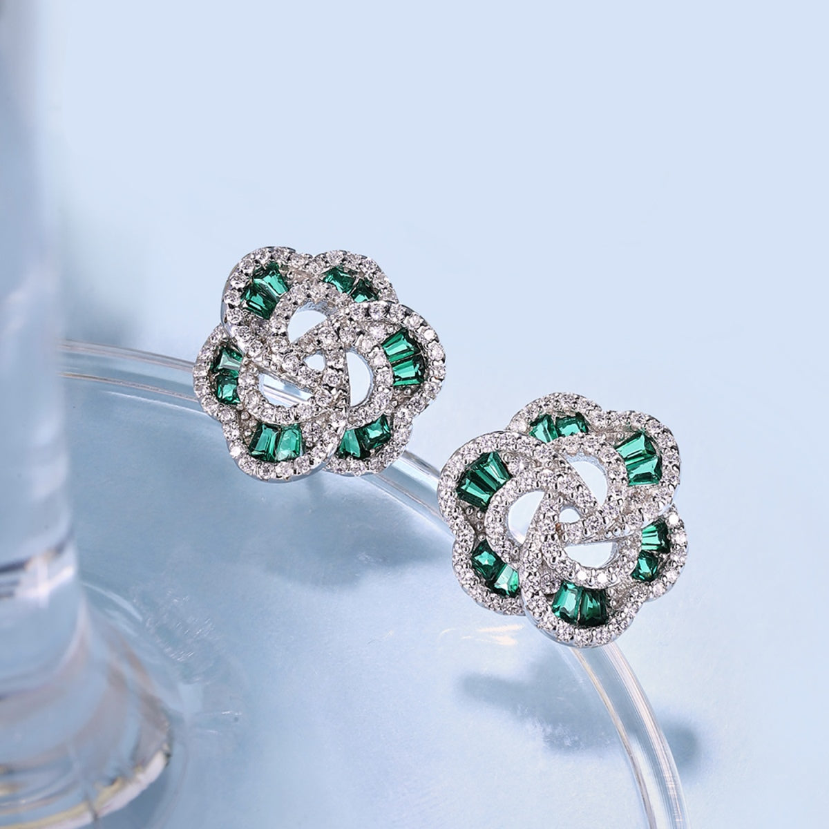 [LuckyStar]Exquisite Flower Shape Daily Earrings