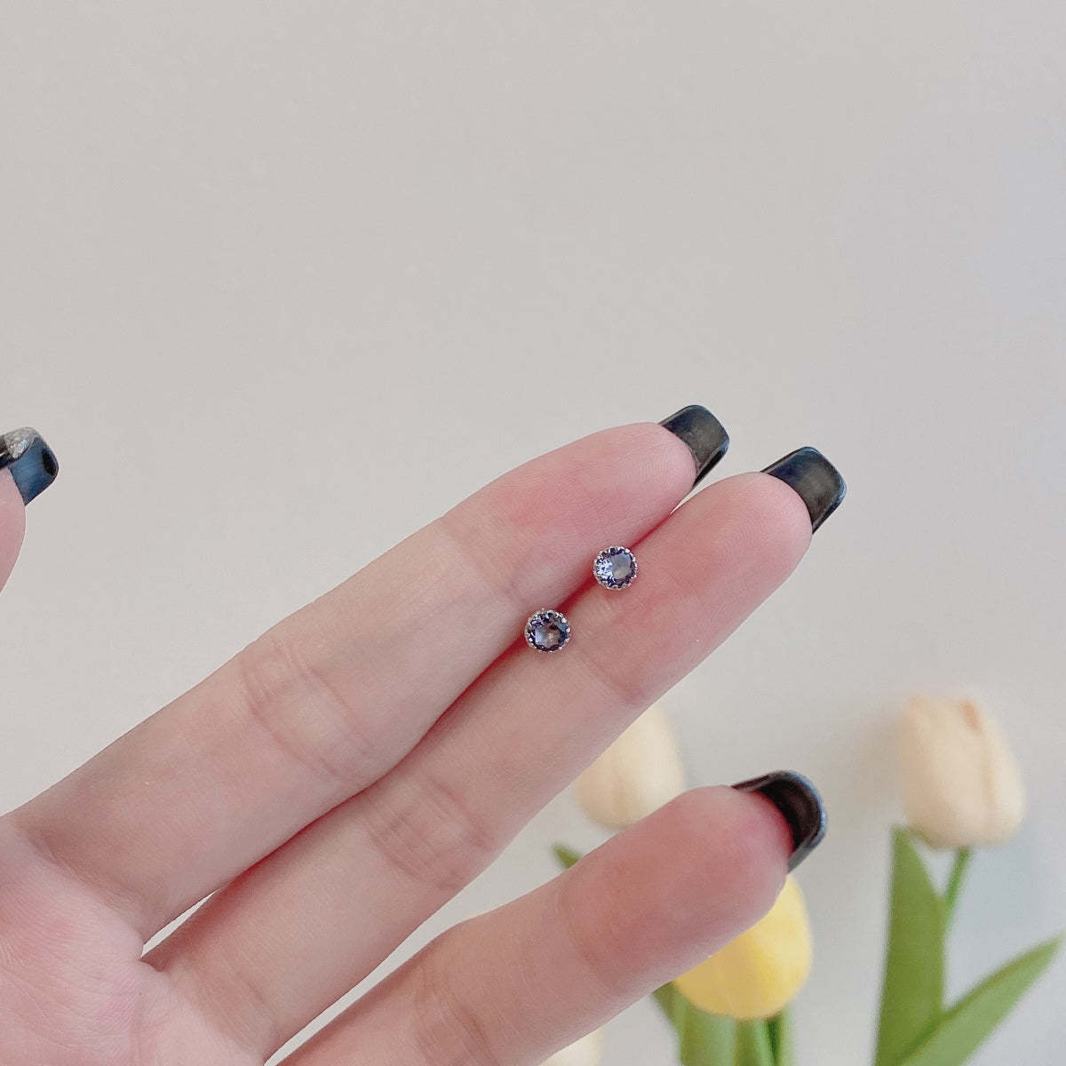 [LuckyStar]Sparkling Colorful Round Shape Earrings