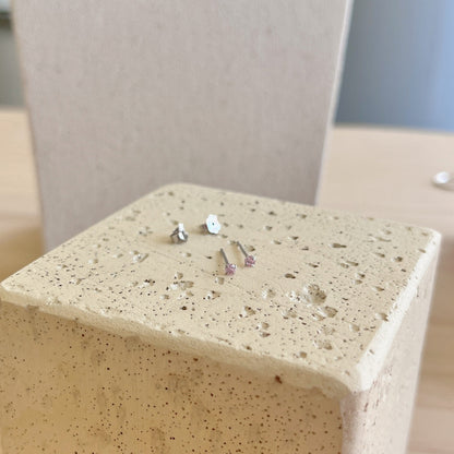 [LuckyStar]Delicate Solitaire Earrings