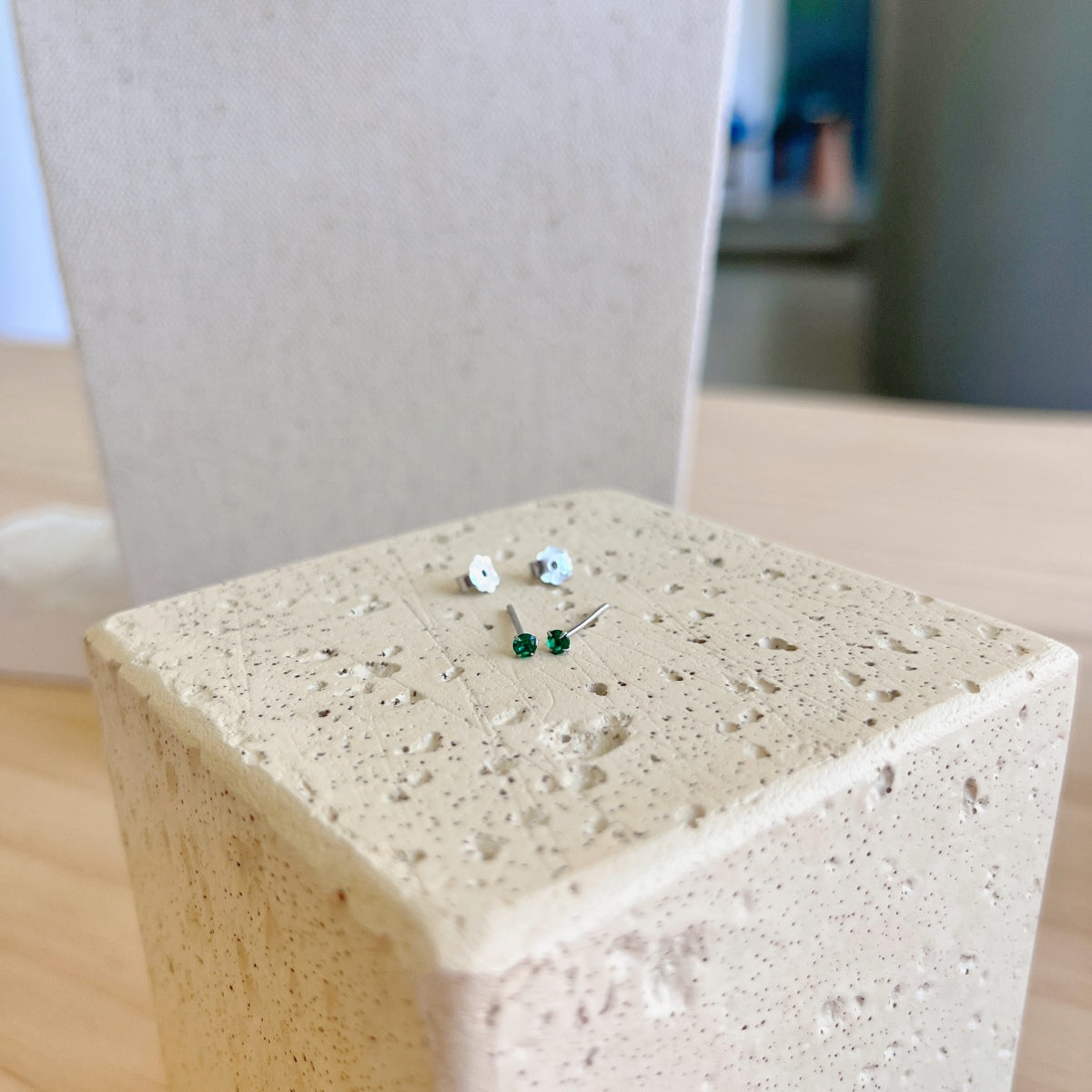 [LuckyStar]Delicate Solitaire Earrings