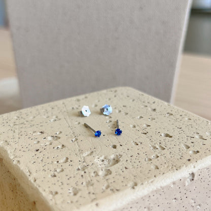[LuckyStar]Delicate Solitaire Earrings