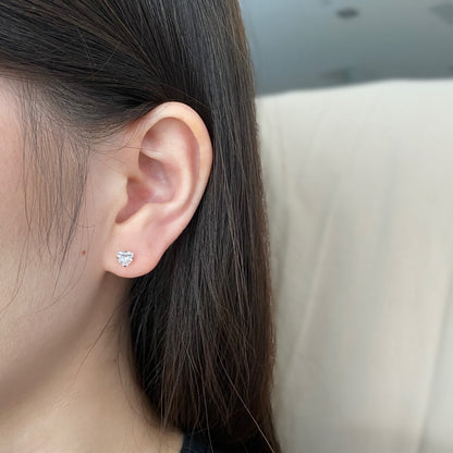 [LuckyStar]Sparkling Heart Shaped Simple Earrings
