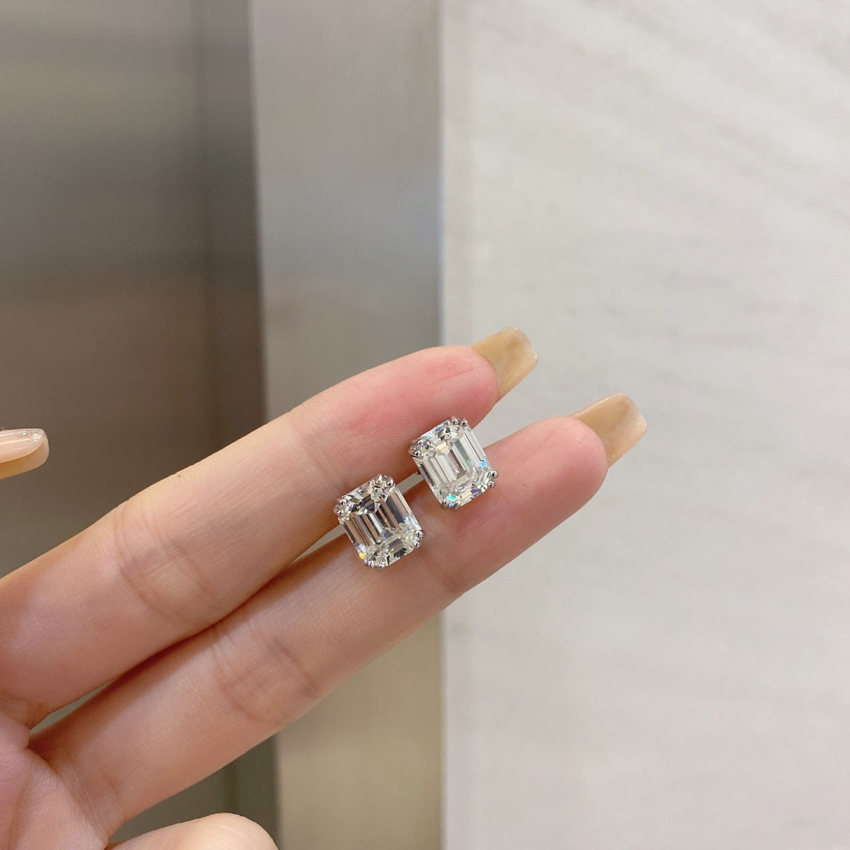 [LuckyStar]Dazzling Square Shape Earrings