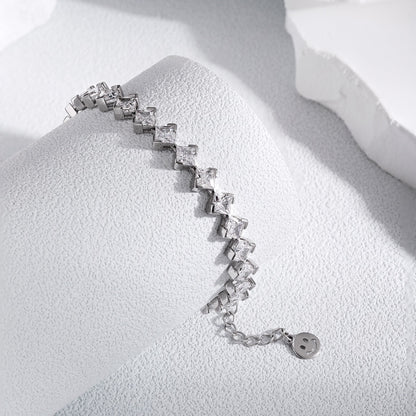 [LuckyStar]0.5 Carat Ornate Princess Cut Daily Bracelet