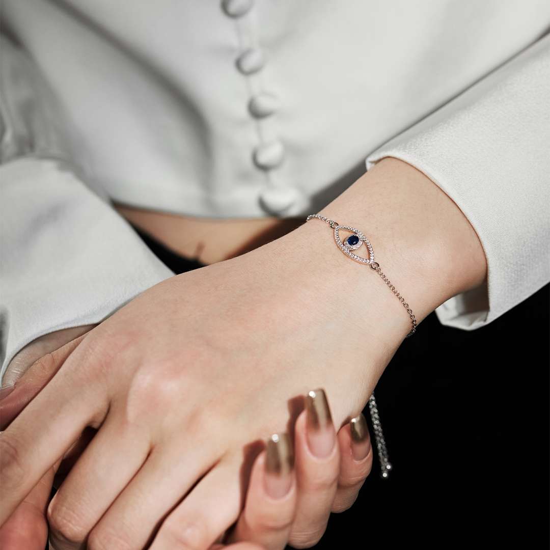 [LuckyStar]Devil's Eye Hollow Design Bracelet