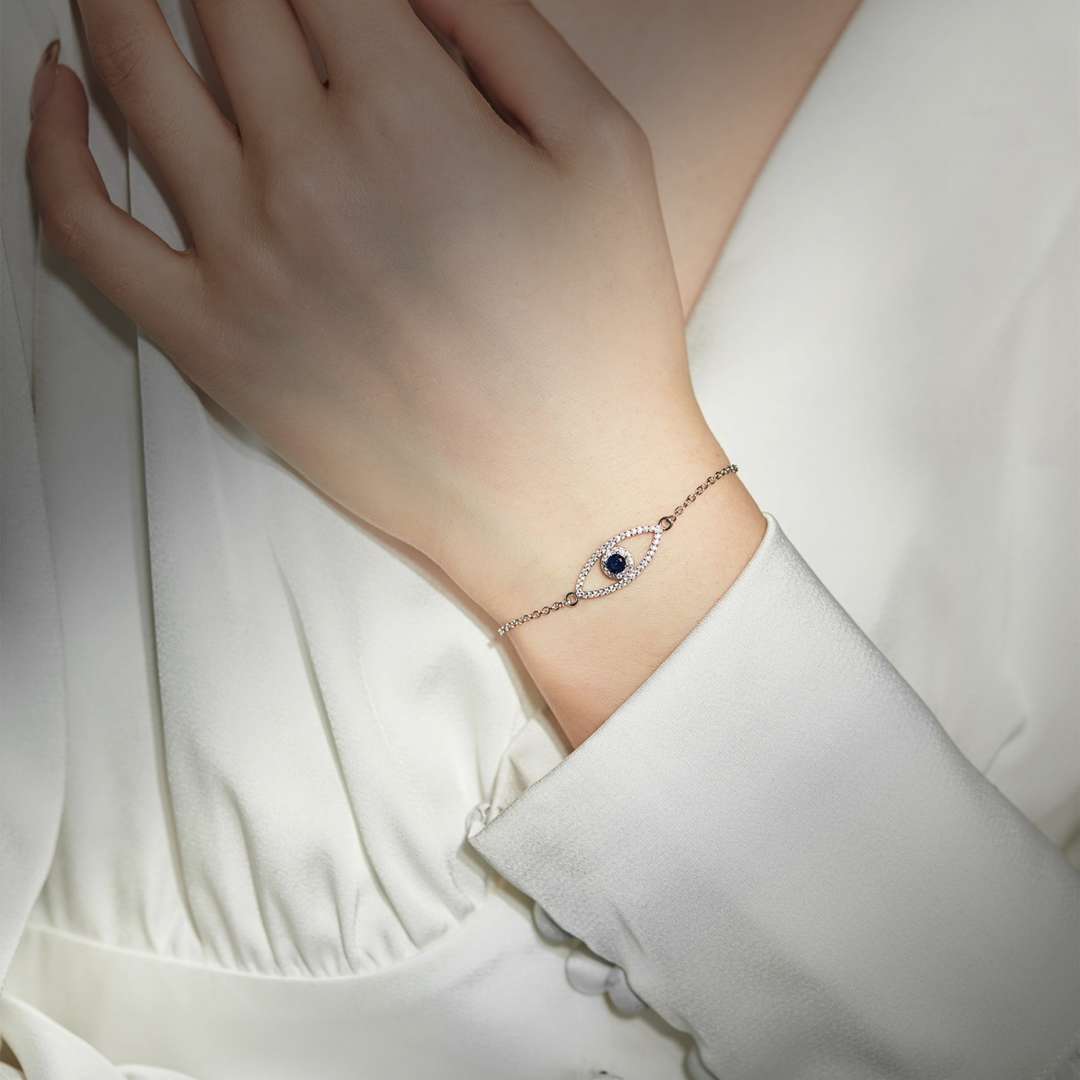 [LuckyStar]Devil's Eye Hollow Design Bracelet