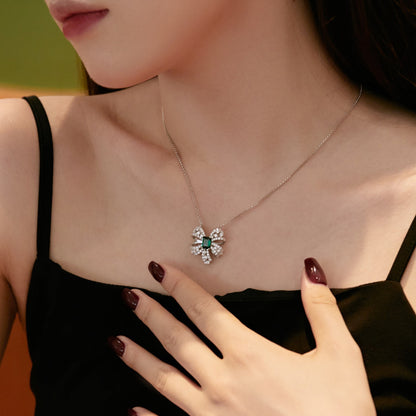 [LuckyStar]Luxurious Flower Shape Emerald Cut Necklace