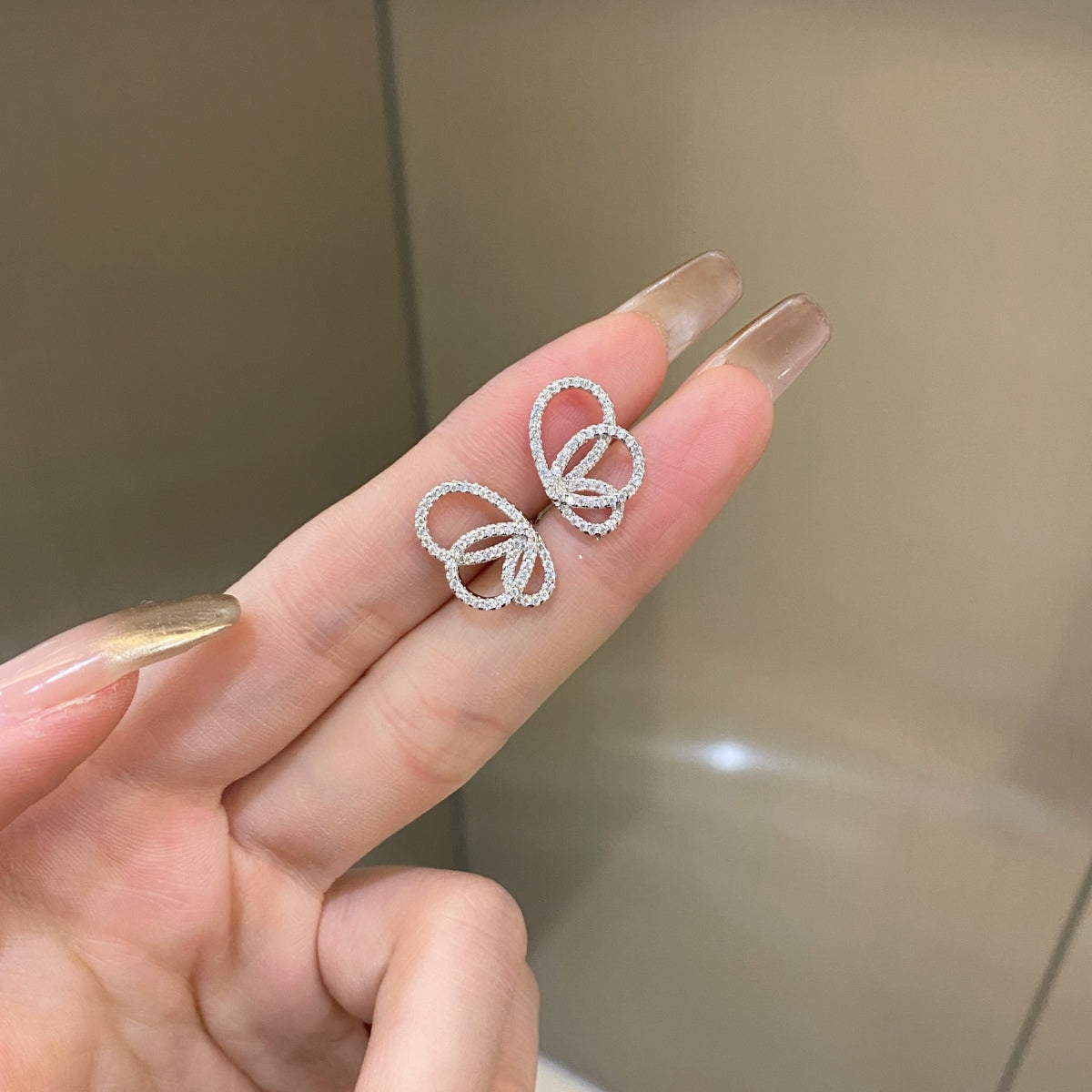 [LuckyStar]Exquisite Butterfly Shape Earrings