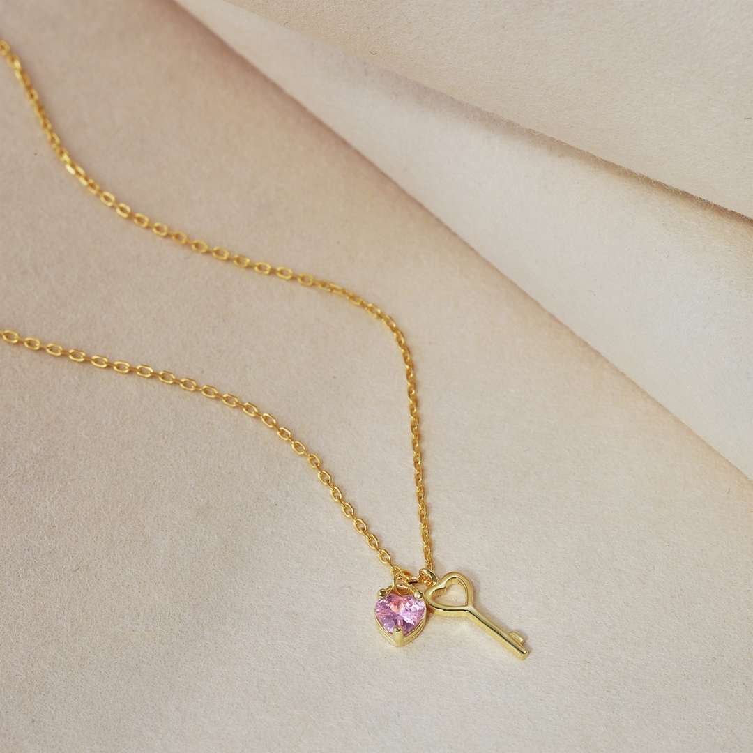 [LuckyStar]Unique Heart Shape Key Pendent Necklace