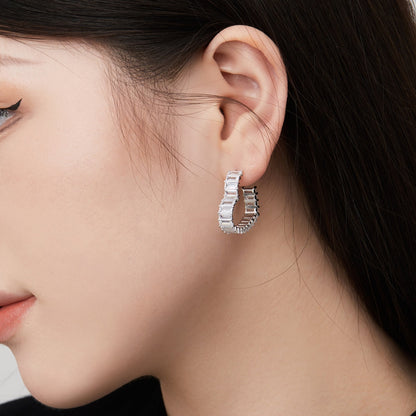 [LuckyStar]Radiant Heart Cutout Earrings