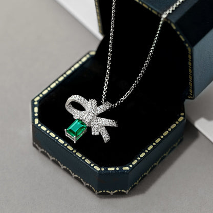 [LuckyStar]Luxurious Flower Shape Emerald Cut Necklace