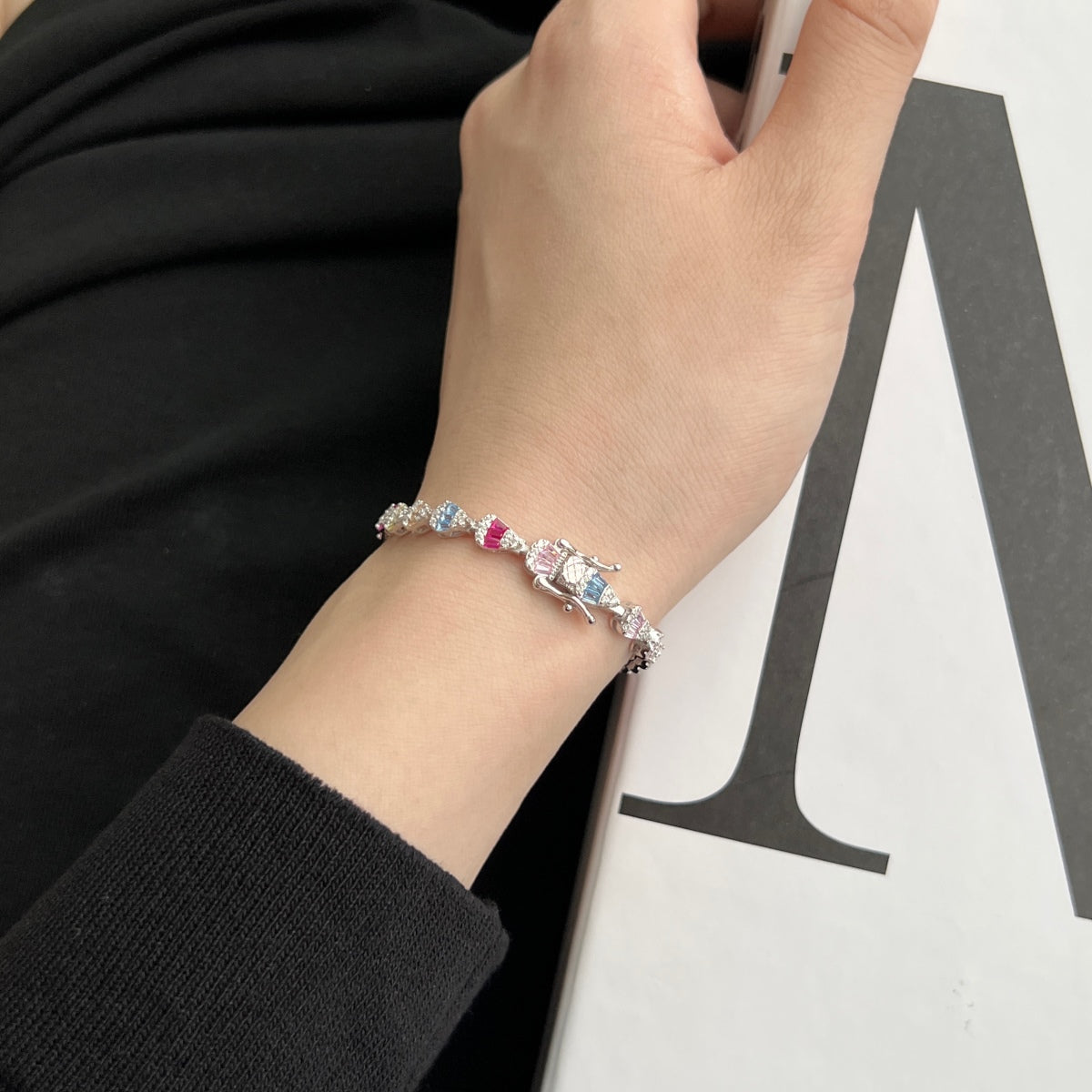 [LuckyStar]Radiant Water Drop Shape Daily Bracelet
