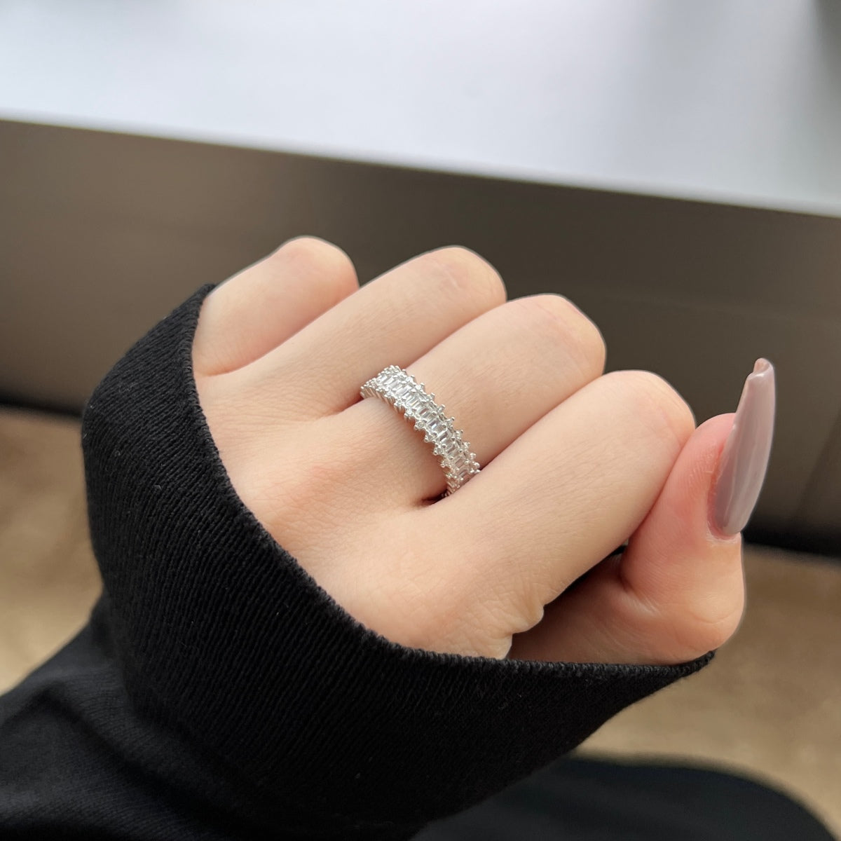 [LuckyStar]Splashy Ornate Emerald Cut Cocktail Ring