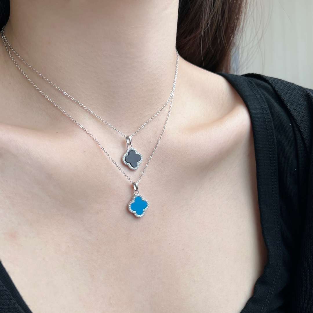 [LuckyStar]Dainty Flower Shape Necklace