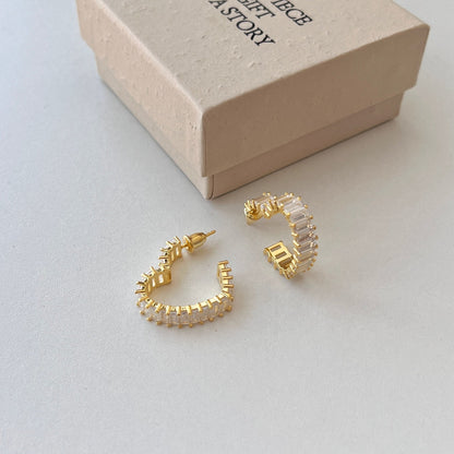 [LuckyStar]Radiant Heart Cutout Earrings