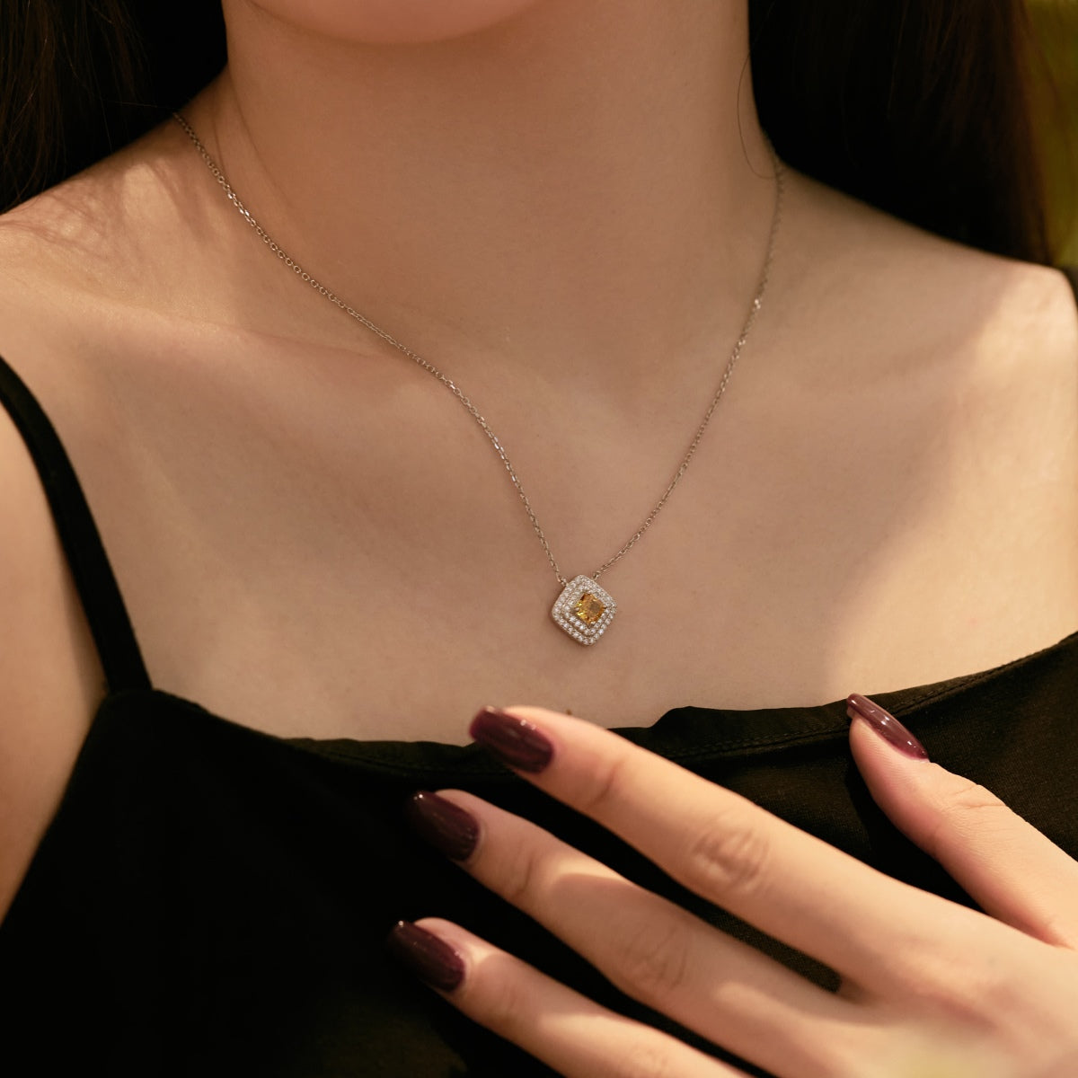 [LuckyStar]Sparkling Asscher Cut Necklace