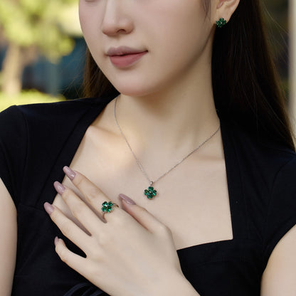 [LuckyStar]Heart-Shaped Four-Leaf Clover Bead Necklace