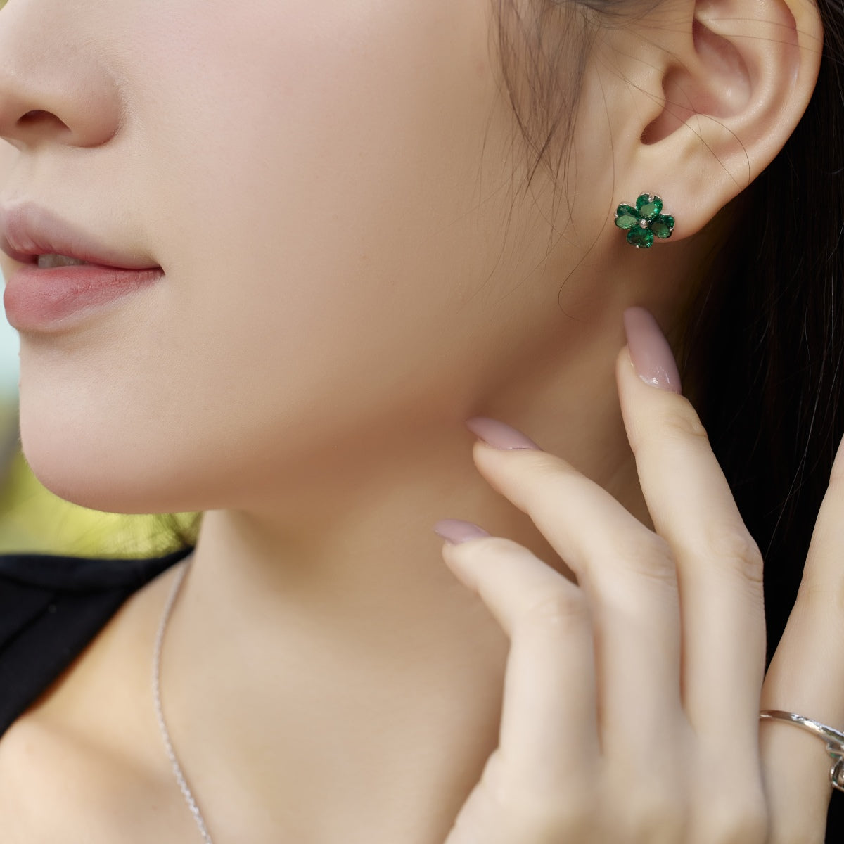 [LuckyStar]Four-Leaf Clover Ball Earrings