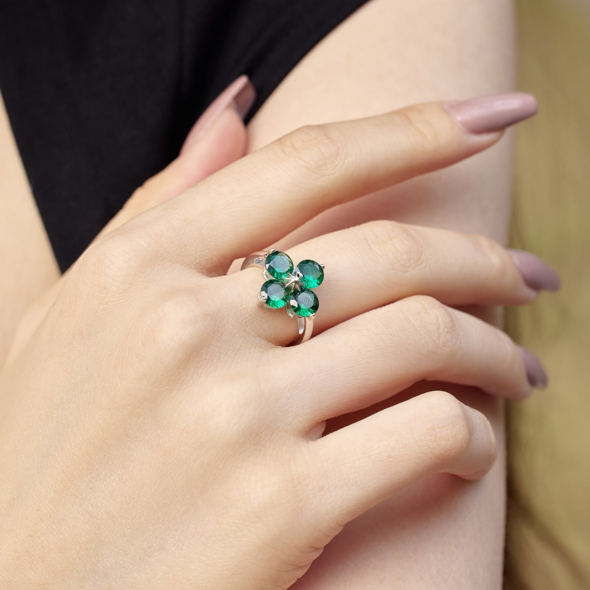 [LuckyStar]Four-Leaf Clover Eight-Pointed Star Ring