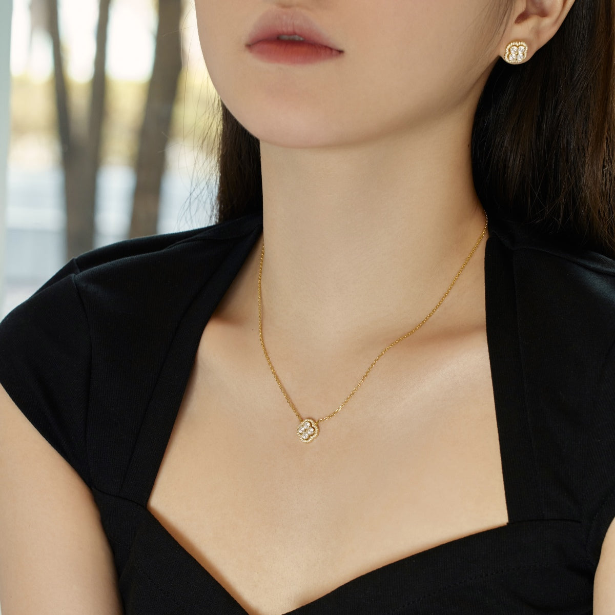 [LuckyStar]Exquisite Necklace With Four-Leaf Clover Flower Design